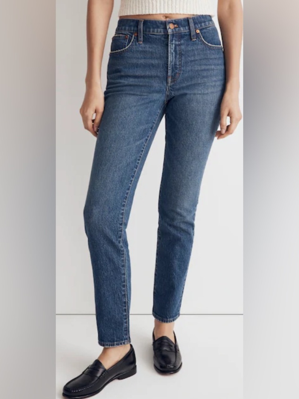 Madewell - EUC - The Mid-Rise Perfect Vintage Jean Straight Leg Blue Waist 32